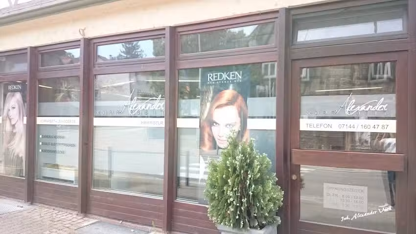 Kopfarbeit Alexander V&auml;th