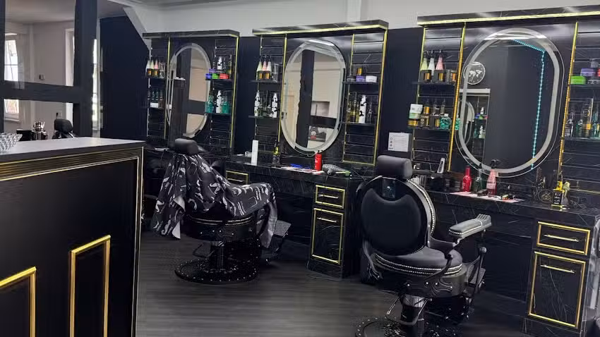 Kopfkunst Friseur by Mohib