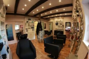 KopfSache Friseur & Kosmetik, der elegante Hofsalon