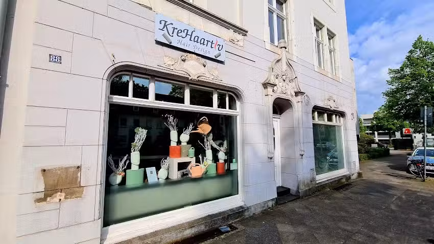 KreHaartiv Hair Design