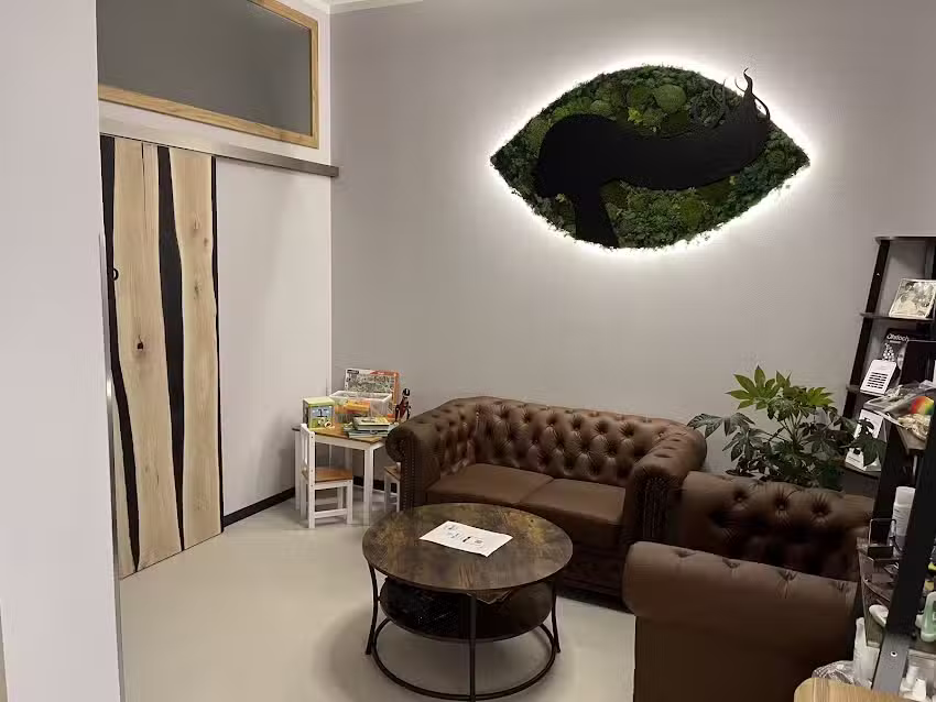 Kristins Haartr&auml;ume und Barber