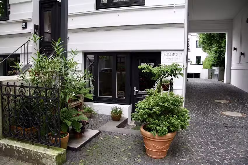 Krogmann Hair & Make Up