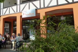 Kuhn Frisuren und Kosmetik GmbH