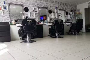 La Bella Friseur/Barber
