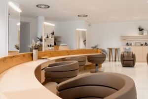 La Siasa HAIR & COSMETICS