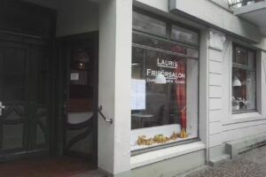 Lauri&rsquo;s Fris&ouml;rsalon