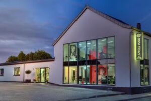 Living Hair &ndash; Astrid Peitz