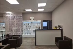 Liz-hair by Nadine & Team