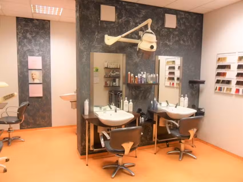 L&ouml;bauer Friseure eG &bdquo;Obercunnersdorf&ldquo;