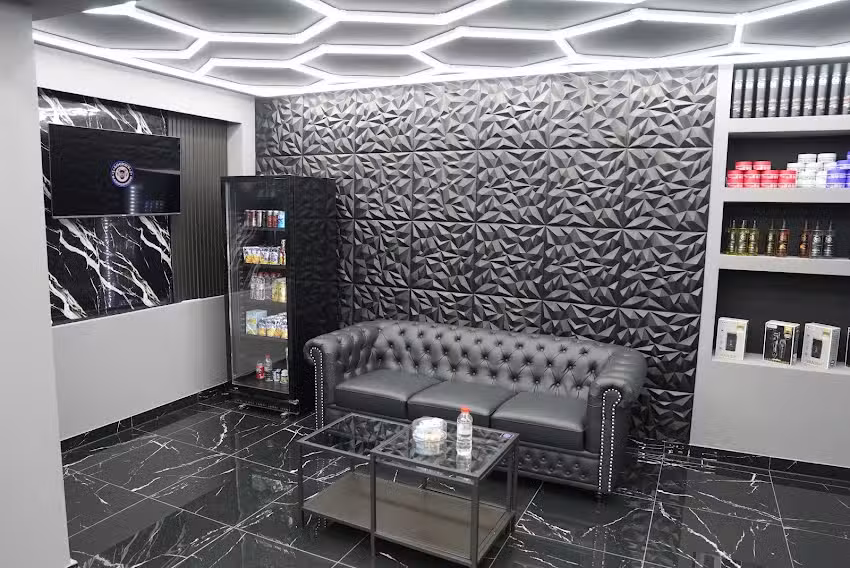 Locke&lsquo;s Barbershop