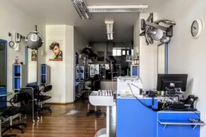 loom hairstyle + Kosmetik Lübeck