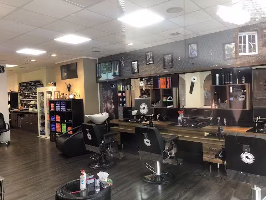 Luay&acute;s Haarstudio 2