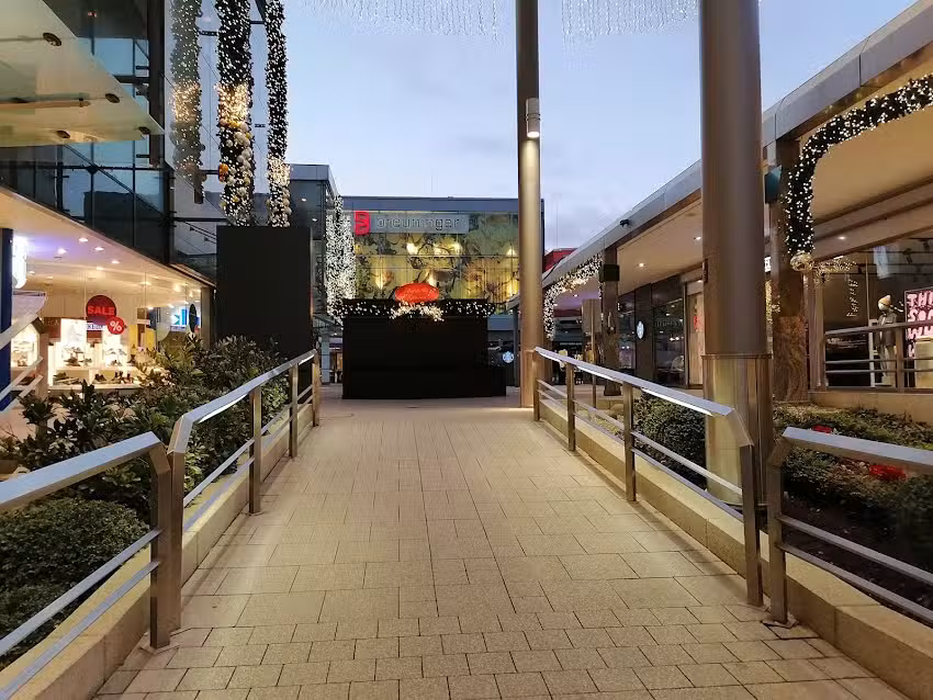 Main-Taunus-Zentrum