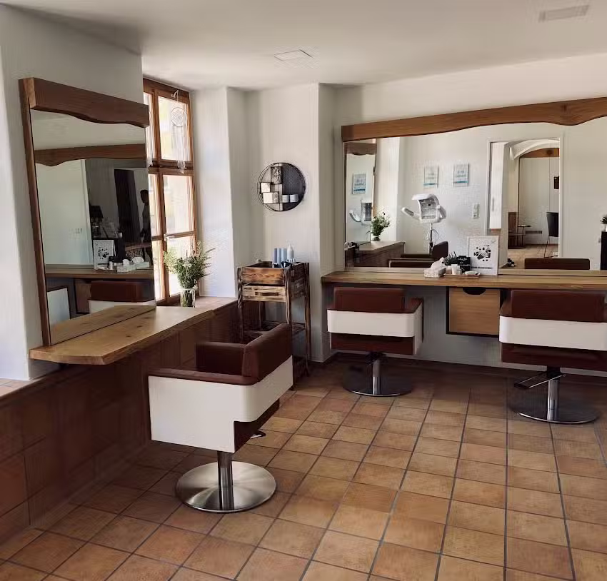 Marie-Kristin Meier Friseurmeisterin & Make-Up Artist