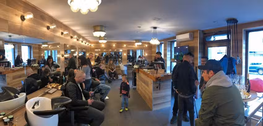 Maurizio hair Artist