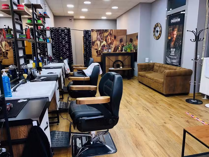 Men&rsquo;s salon baki caf