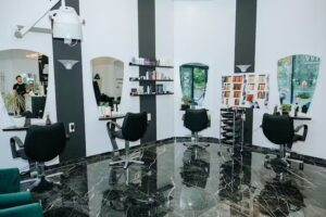 𝐌𝐈𝐕𝐘 𝐋𝐔𝐗𝐄 𝐁𝐄𝐀𝐔𝐓𝐘&reg; | Luxury Hair, Lashes & Nails