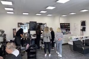 ML Friseursalon Damen- und Herrenfriseur