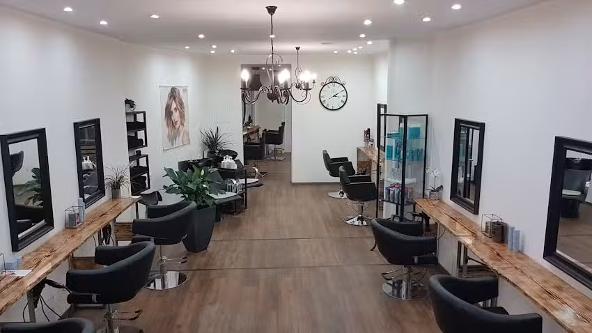 Mo Hair Lounge