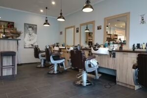 Mo&rsquo;s Coiffeur & Barbier