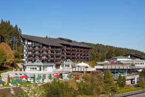 Modefriseur & Galerie L. Kupka im Hotel Vier Jahreszeiten Schluchsee