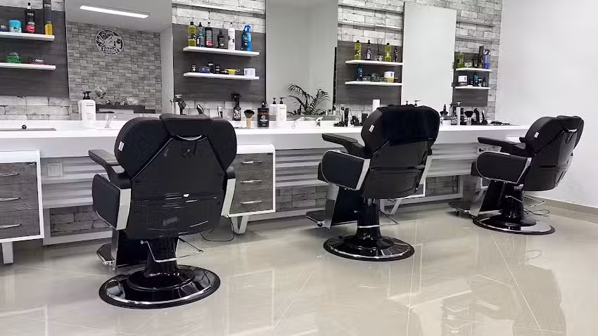 MODERN HAIRSTYLE