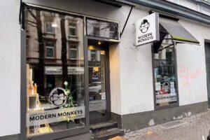 Modern Monkeys by AmiraMarisa &ndash; Hairsalon and Barbershop