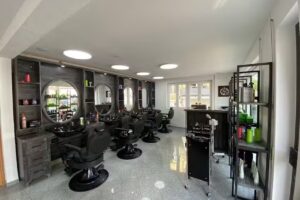 Modern Salon