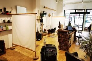 M&ouml;ller & Hohenstein