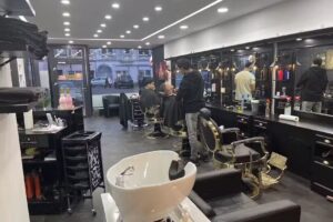 MUSTI&lsquo;S HAARSTUDIO