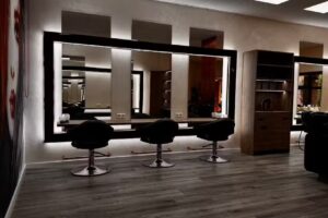 Neda&rsquo;s Hairstyle