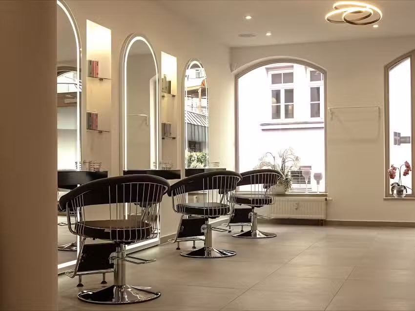 Nensi Selita Hair & Makeup Artist