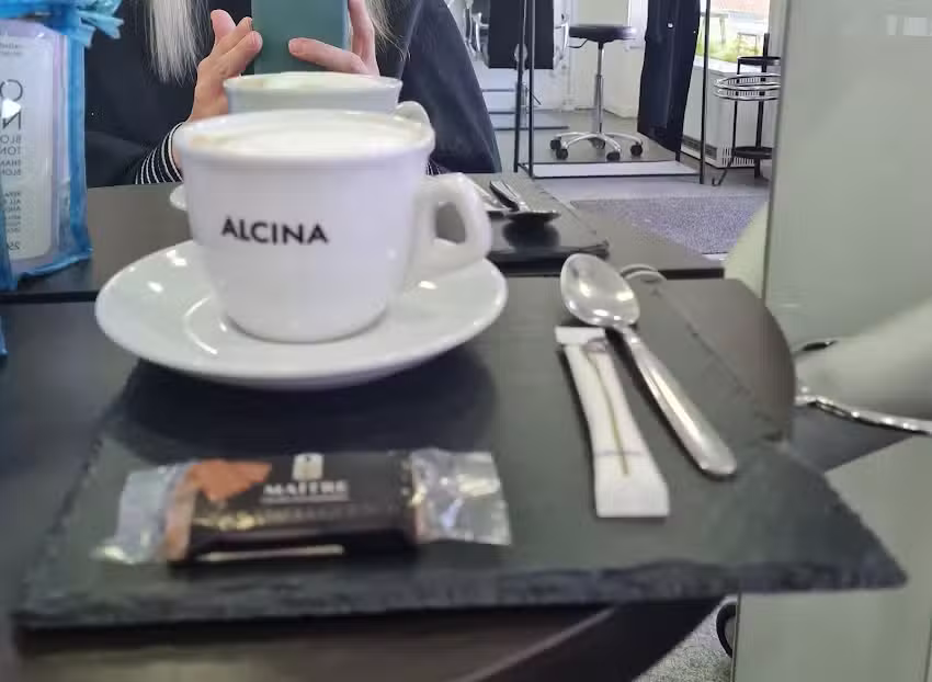 Nicole &ndash; Dein Friseur