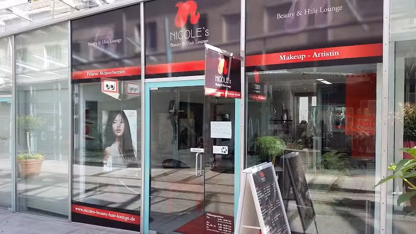 Nicole&rsquo;s Beauty & Hair Lounge