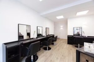 Nina&rsquo;s Hairstudio