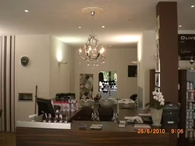 Oliver M&uuml;ller Friseure