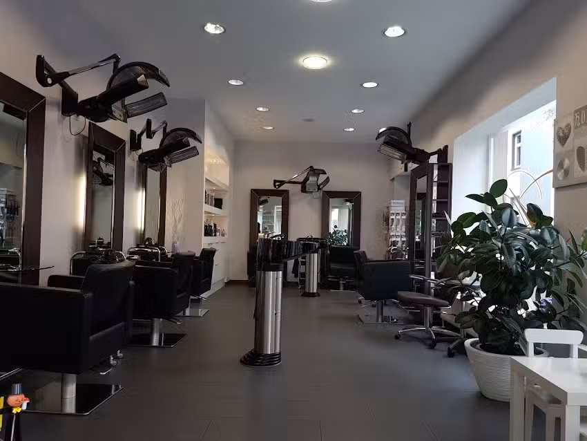 PASSIAS HAIRLOUNGE