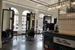 Peter Polzer Salon am G&auml;nsemarkt