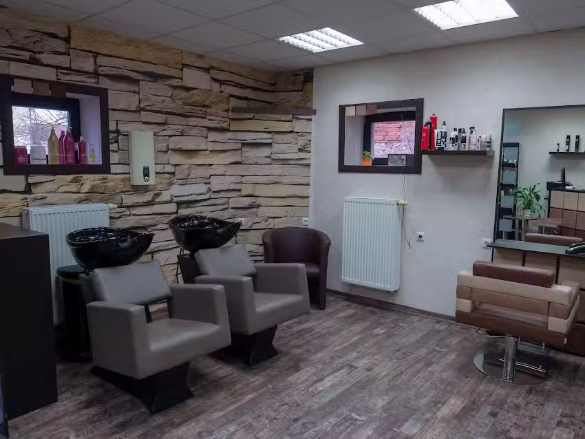 Pia&rsquo;s Frisuren-Scheune