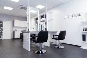 Premium Friseursalon Vanessa Schwarzer Haare/Haut/Kosmetik | La Biosthetique