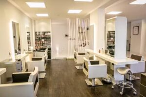 pur | hair & make up