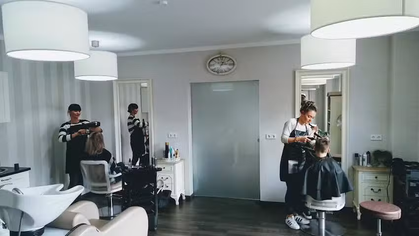 Reine Kopfsache Britta Wagner Friseurmeisterin