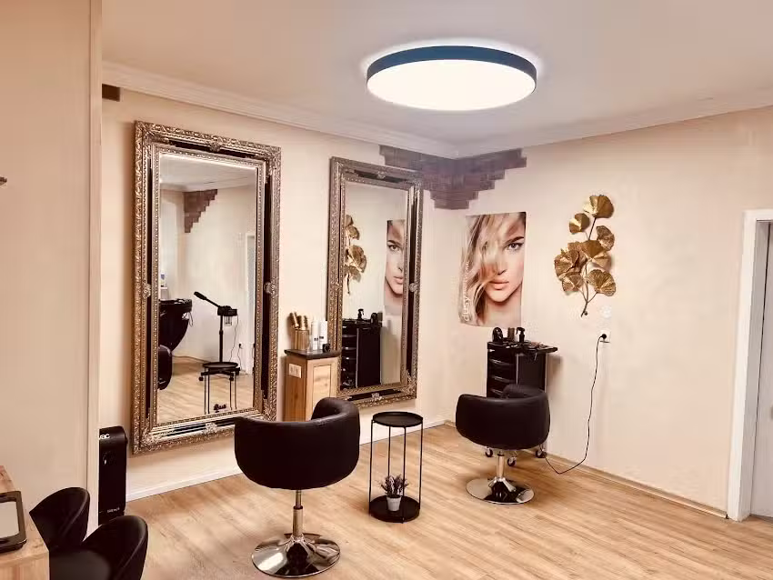 Retro Salon