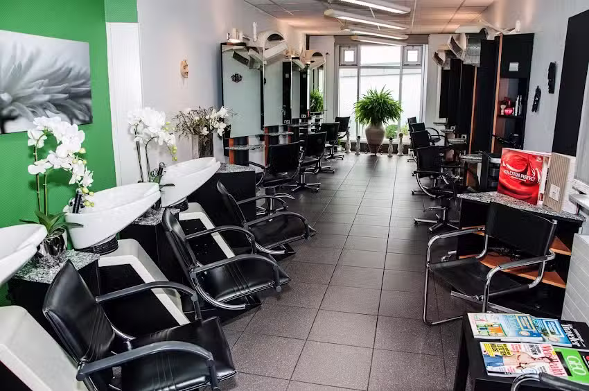 Richard William Defty Hair Design Studio UG (Haftungsbeschr&auml;nkt)