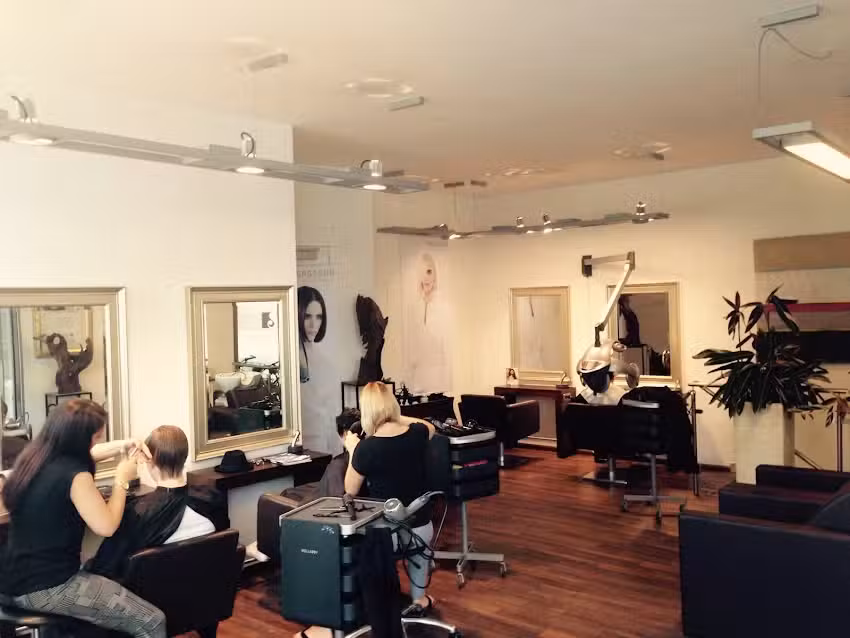 Sabine Amend | Wohlf&uuml;hl-Friseur-Salon in Schwabing