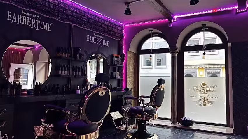 SALON BARBER TIME