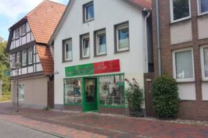 Salon CH. Beddig Der Schnitt