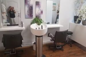 Salon Die kleine Schere