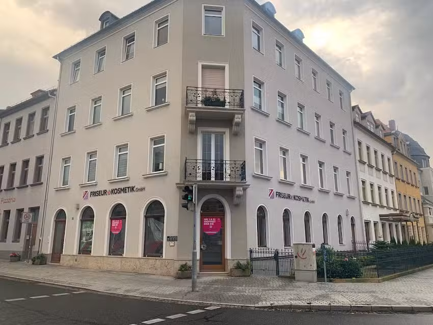 Salon &ndash; Friseur & Kosmetik GmbH