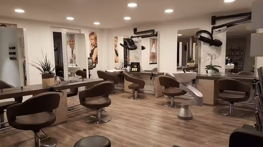Salon Haar&rsquo;genau
